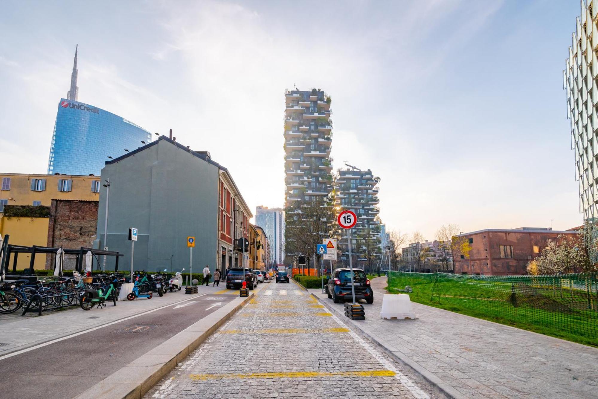 The Skyline Loft - Bosco Verticale Area Милано Екстериор снимка